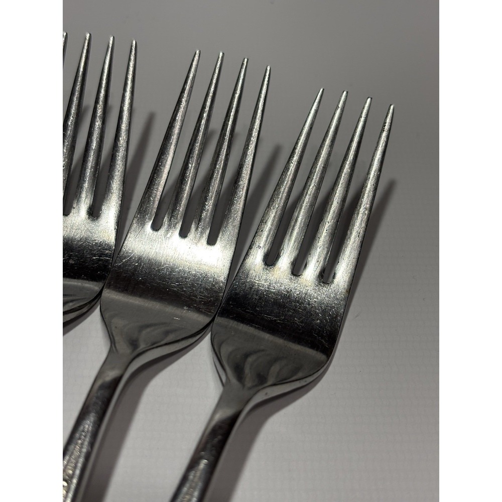 Ekco Eterna Santiago Pattern Stainless Silverware Flatware Set 61 Pieces Vintage - Picture 5 of 10